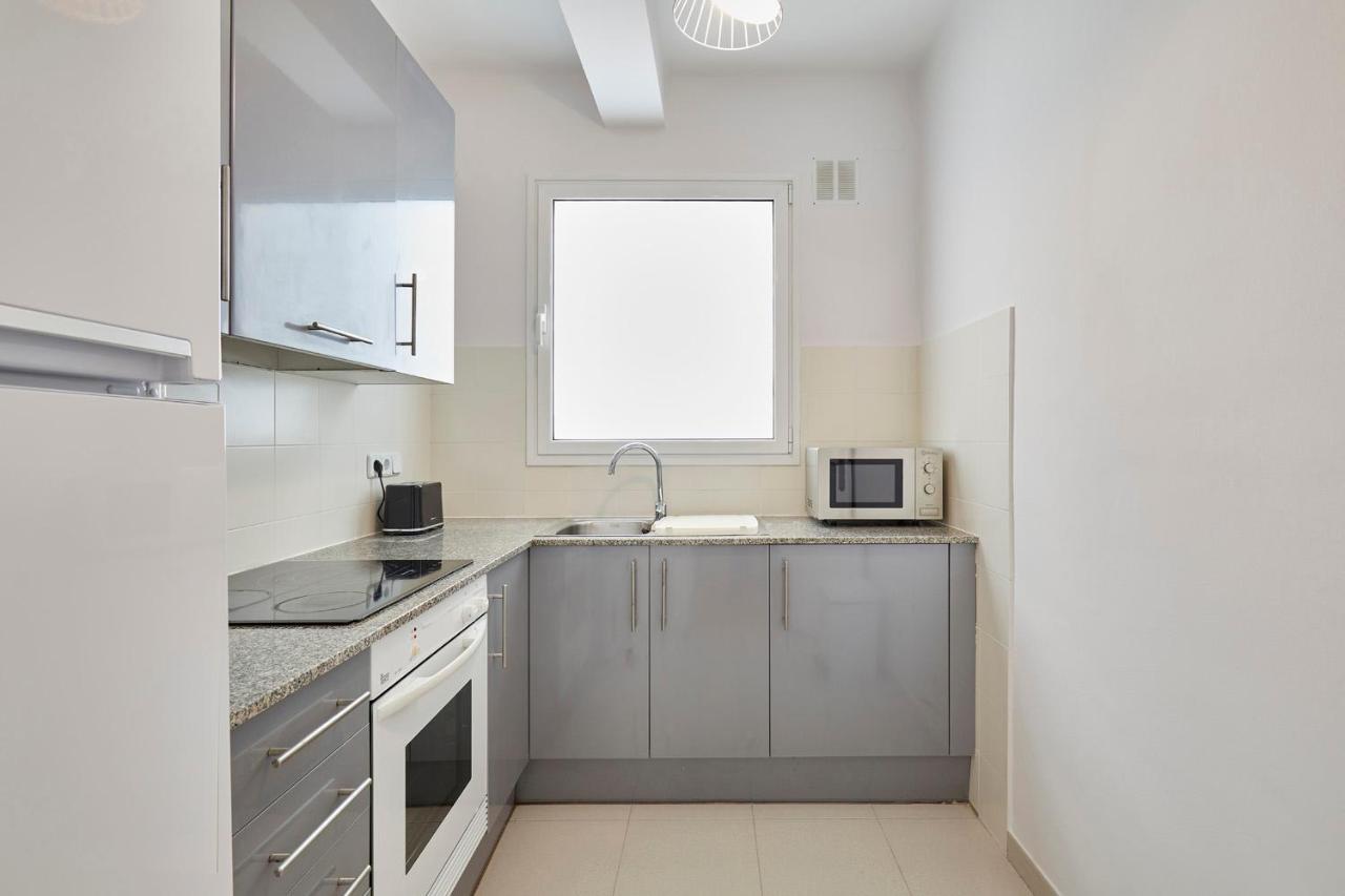 Fisa Rentals Aribau Барселона Екстериор снимка